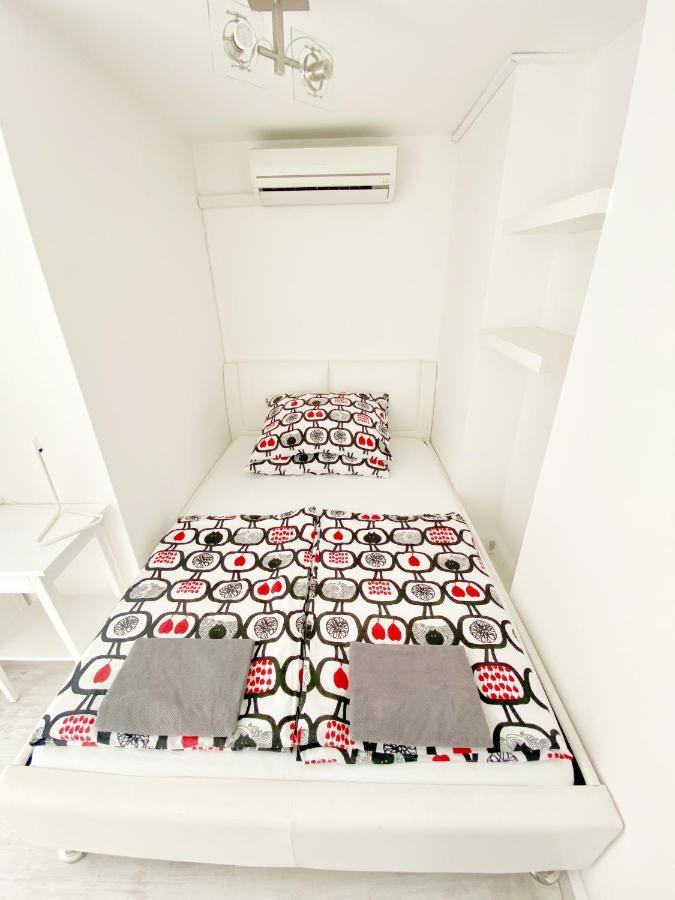 Loft With Rooftop And Free Parking In Garage Budapest Eksteriør billede